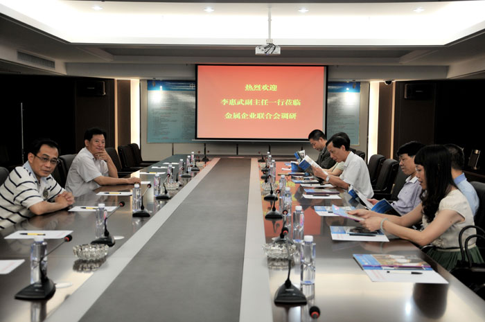 ����丱����һ���W�R�{(di��o)��